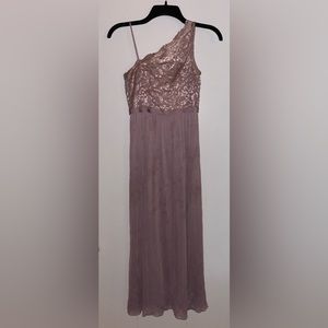 DAVID'S BRIDAL Junior Bridesmaid long mesh skirt with lace bodice dress